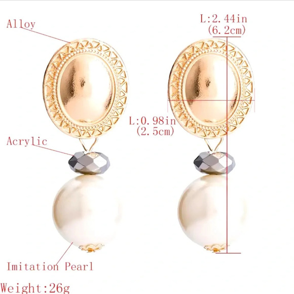 Vintage Gold Oval Button Pearl Earrings - Picture 4 of 5